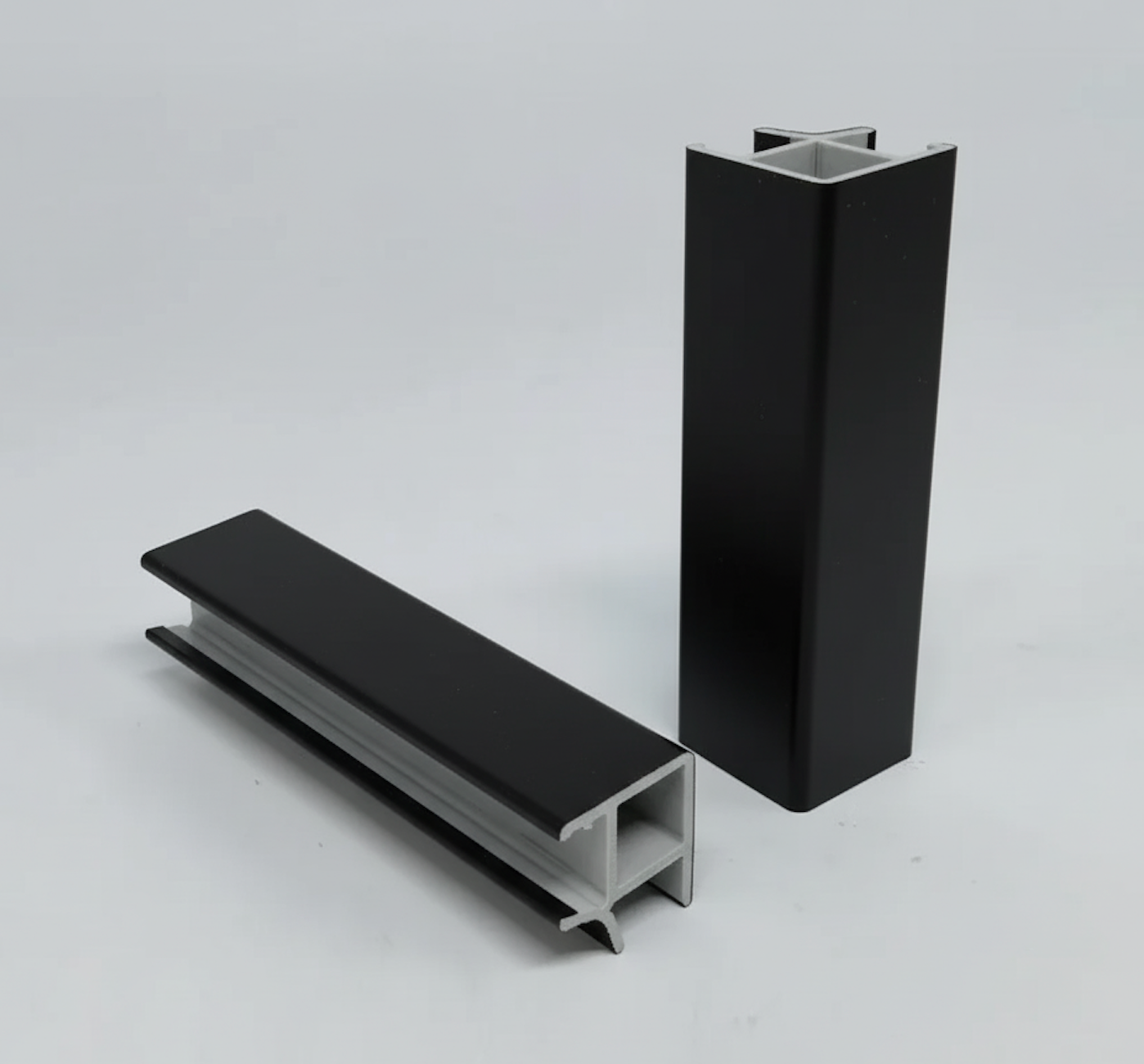 Ebco PVC Skirting Joints, 100mm, Black (Pack of 1 No.)